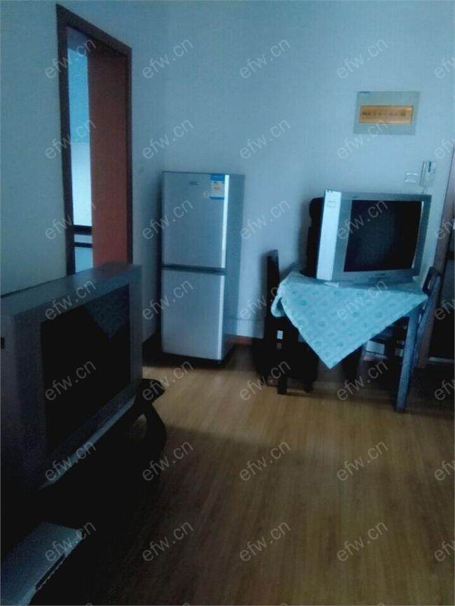 家电齐全 带飘窗 环湖苑 采光好 绿化好