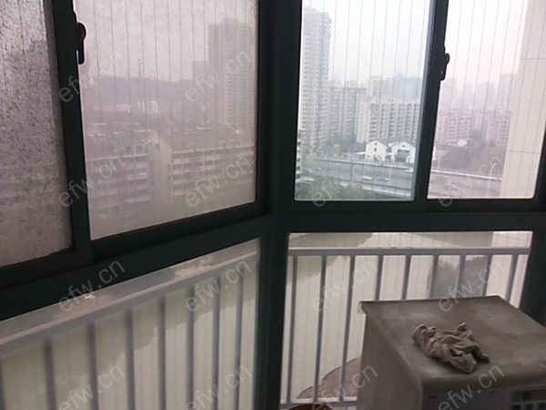 红山花园一期（东区） 3室2厅