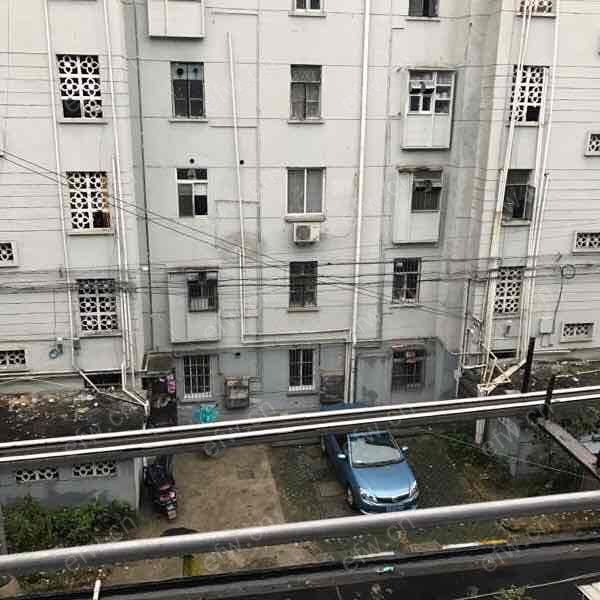 曹张新村 2室1厅精装修