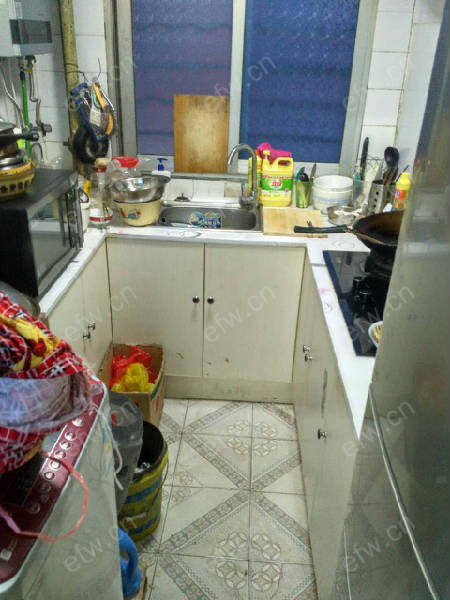 中南新村 2室1厅1楼带院子 可以做生意