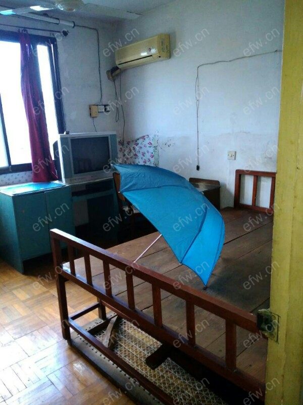刘潭二村 2室1厅 中等装修 拎包入住