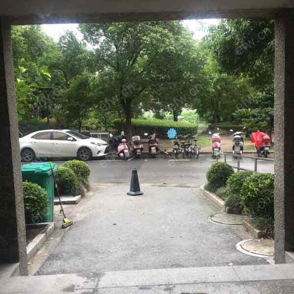 丰涵家园 1室0厅 设施齐 看房约
