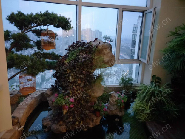 天鹅湖花园A区 5室3厅