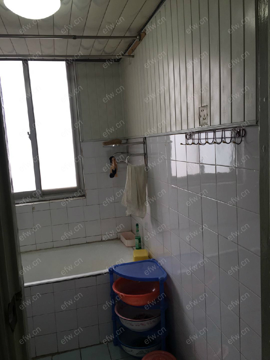 曹张新村 2室2厅精装修看房预约