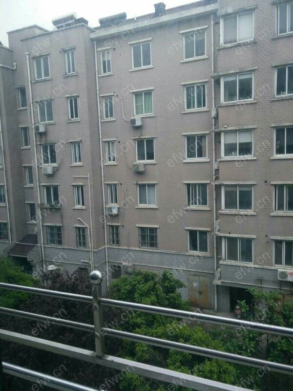 天一花园 3室1厅