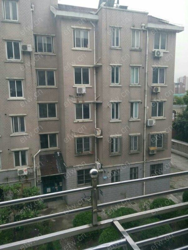 天一花园 3室1厅