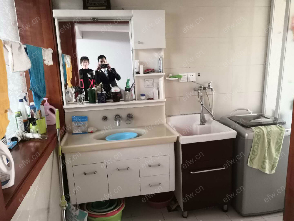 荷花里 2室2厅