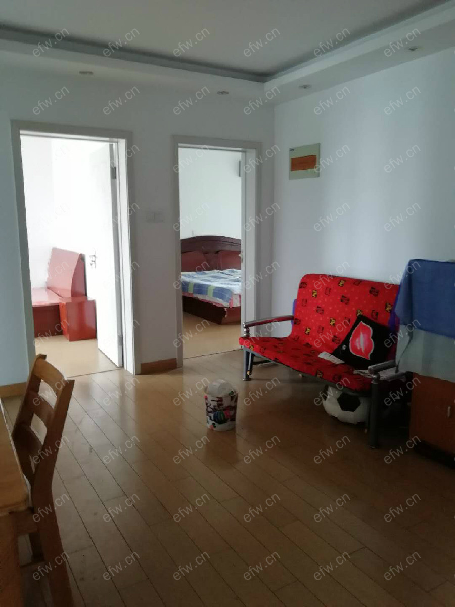 梨花家园 3室1厅