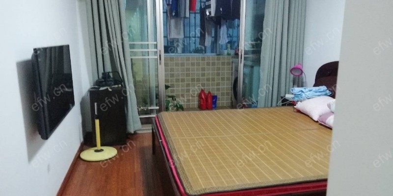 中联新村 4室2厅 拎包入住