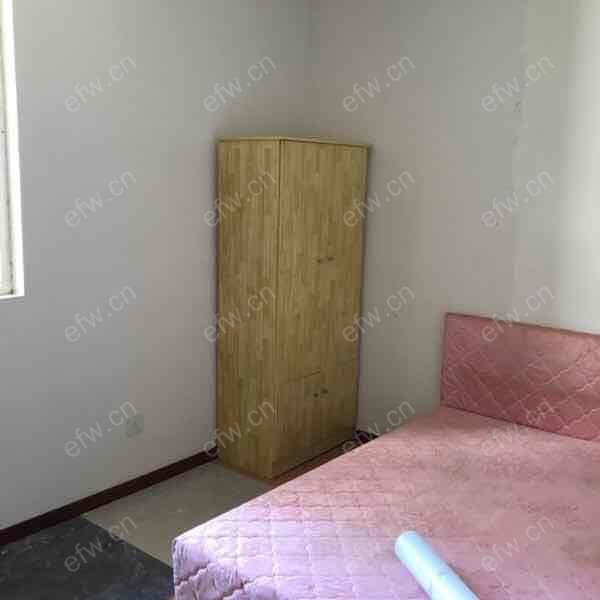 village 经典room房 东边户 全明 精装修！