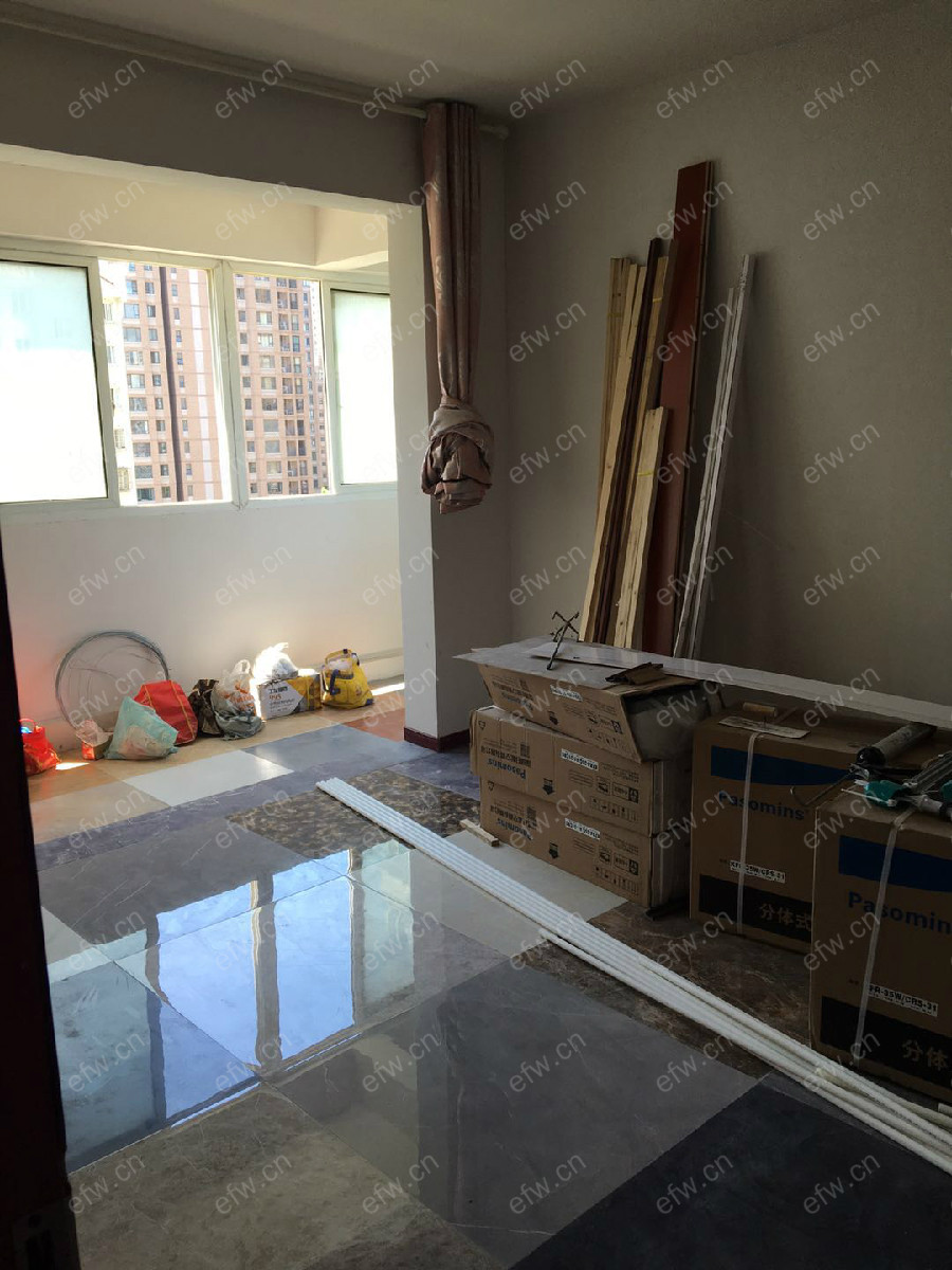 village 经典room房 东边户 全明 精装修！