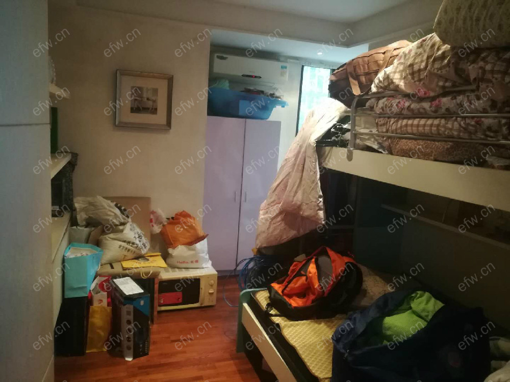 看价格单价不要一万 新区泰山路万达商圈 精装刚需三房