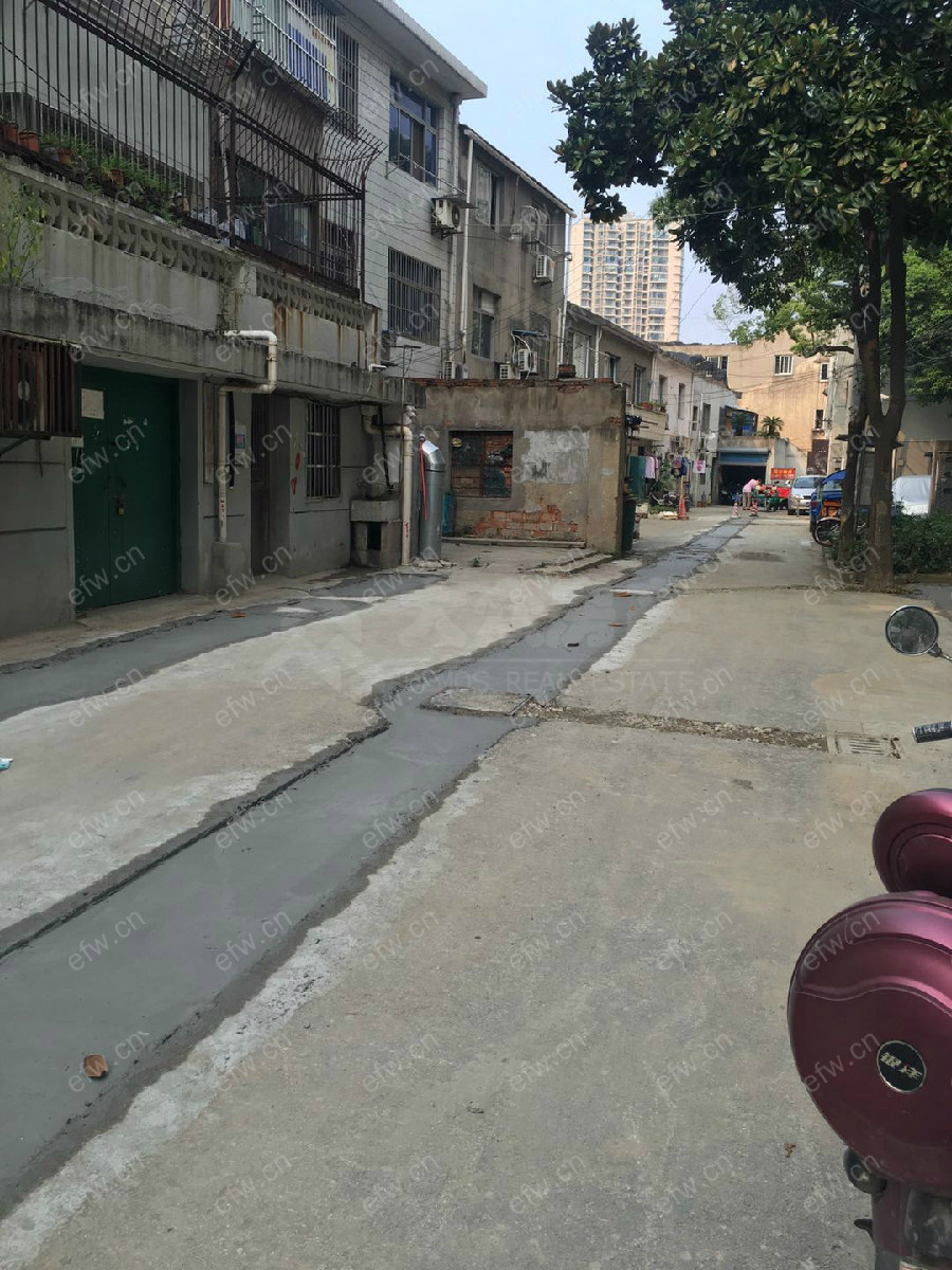 曹张新村 2室1厅，竖套出租。