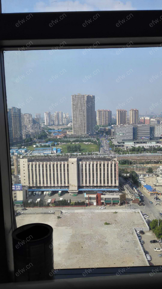 东方时代大厦 4室1厅
