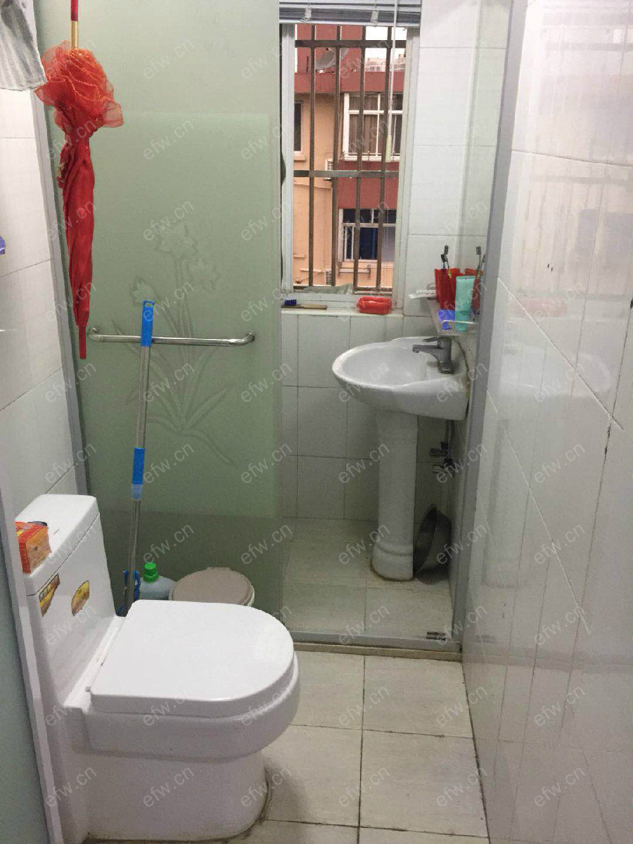 惠龙新村，精装修采光好交通便利