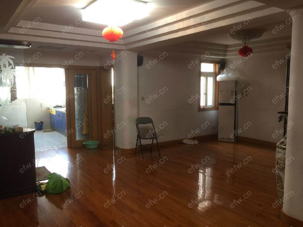 月秀东苑 3室2厅