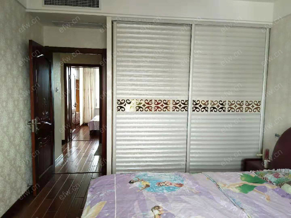 金岸世家（2-35） 3室2厅