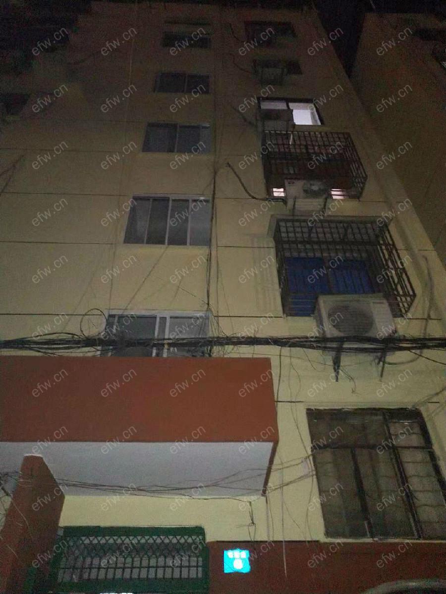 锡惠里 4室2厅2卫跃层式
