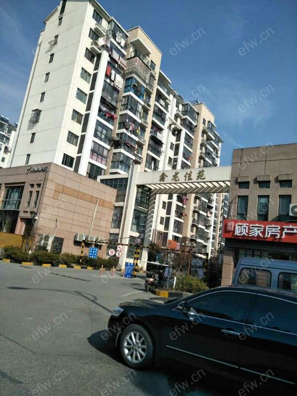鑫龙家园       精装2室2厅