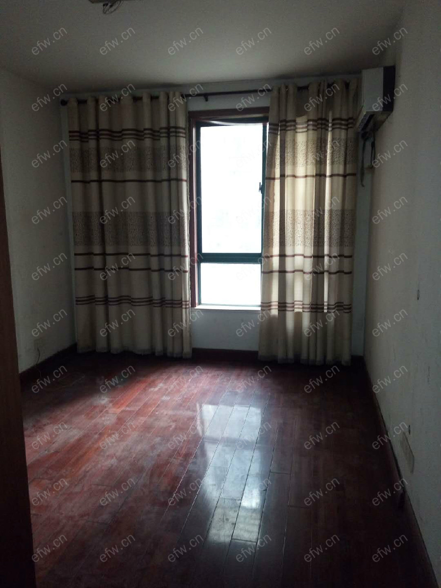 天河小区 3室2厅
