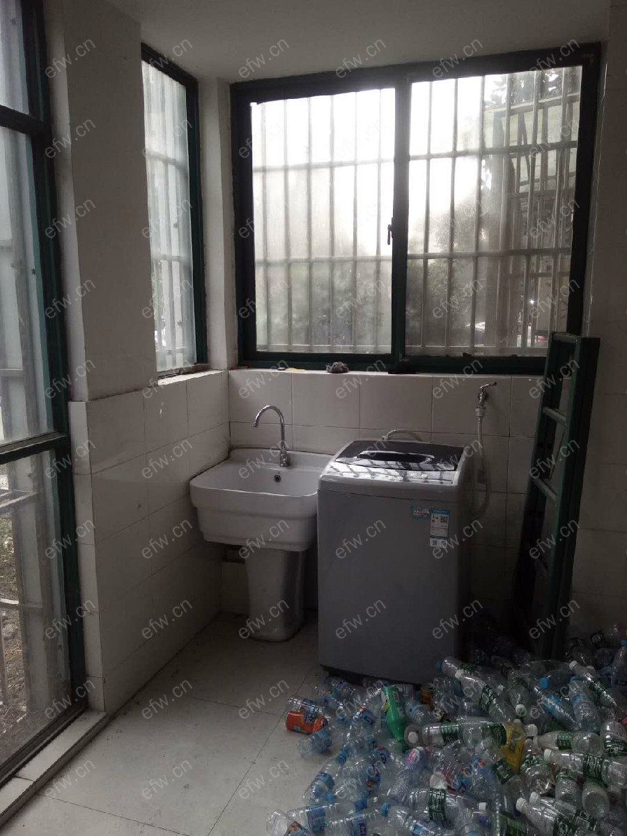 天河小区 3室2厅