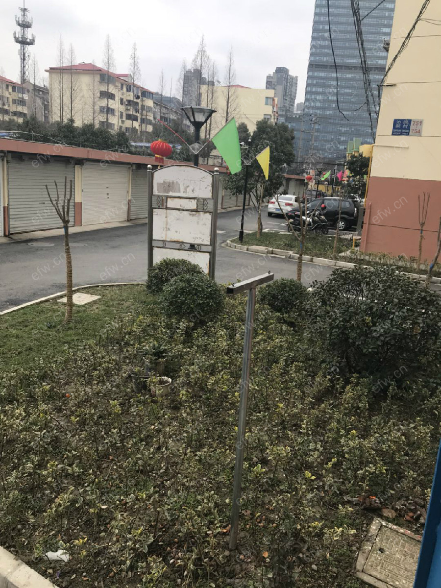 沁园新村 4室0厅