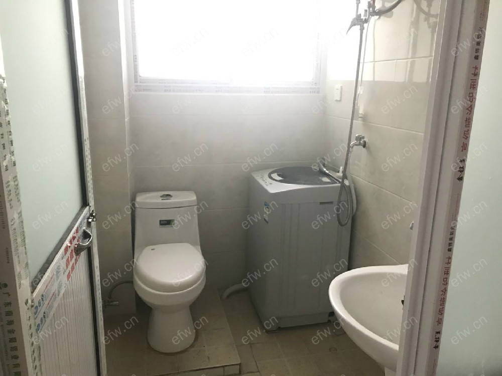 沁园新村 4室0厅