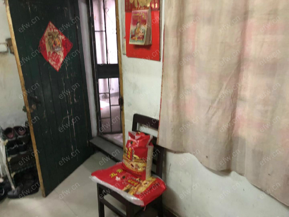 婚装全明东边户2房,新苏新村 格局工整合理