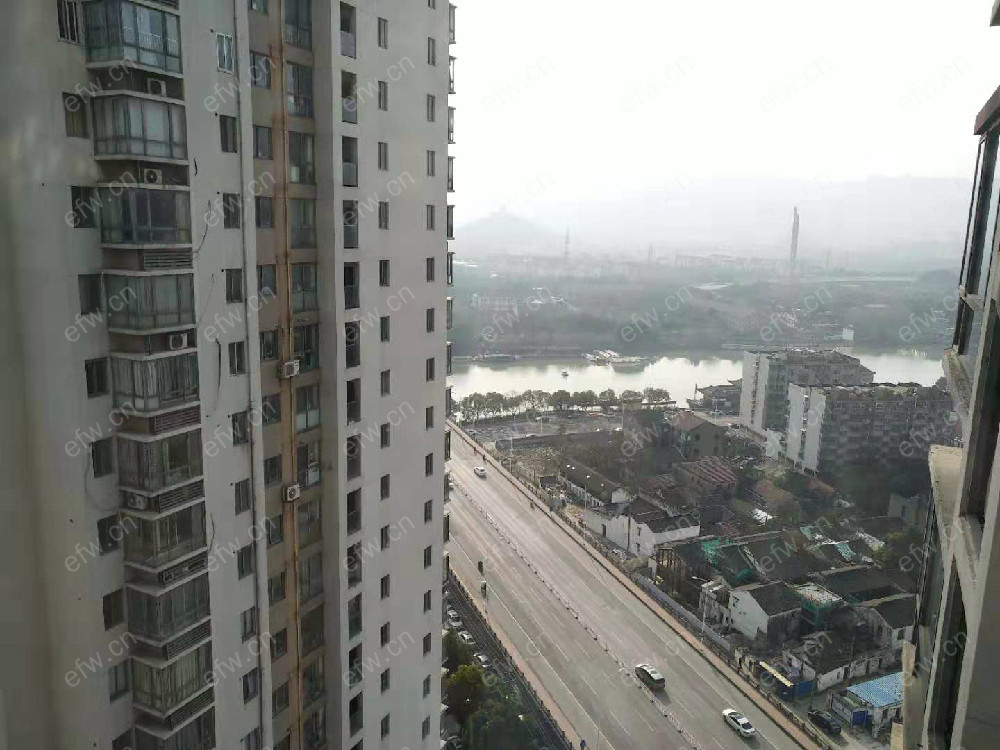 嘉德花园 4室2厅