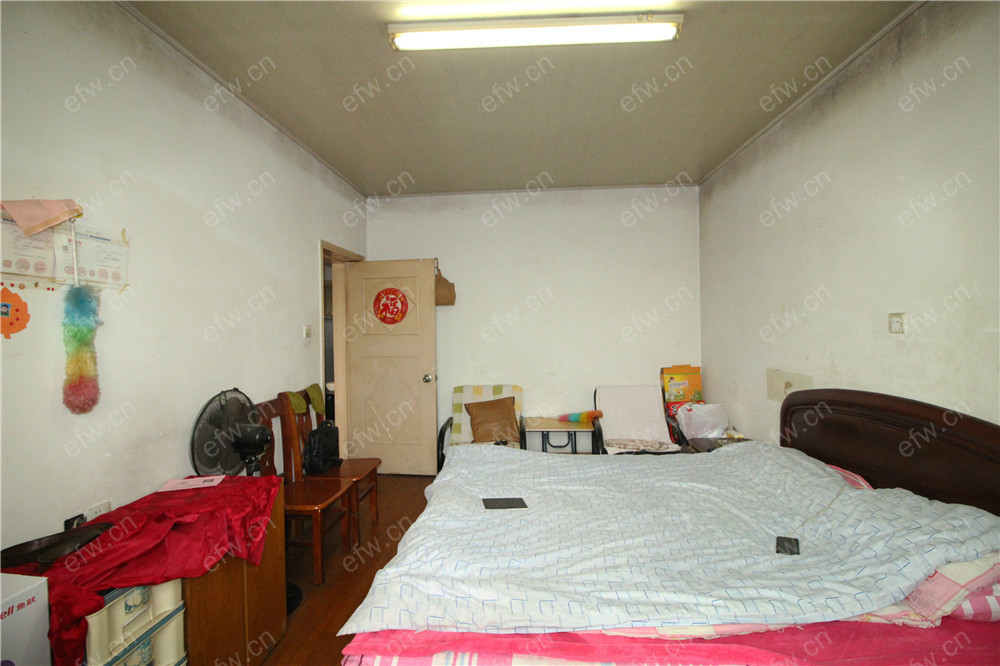 曹张新村 2室1厅