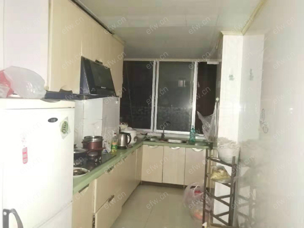民丰公寓精装3室  随时看房 拎包入住