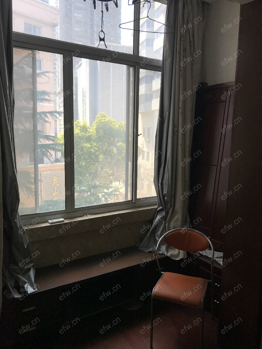 道长巷精装1室  随时看房 拎包入住