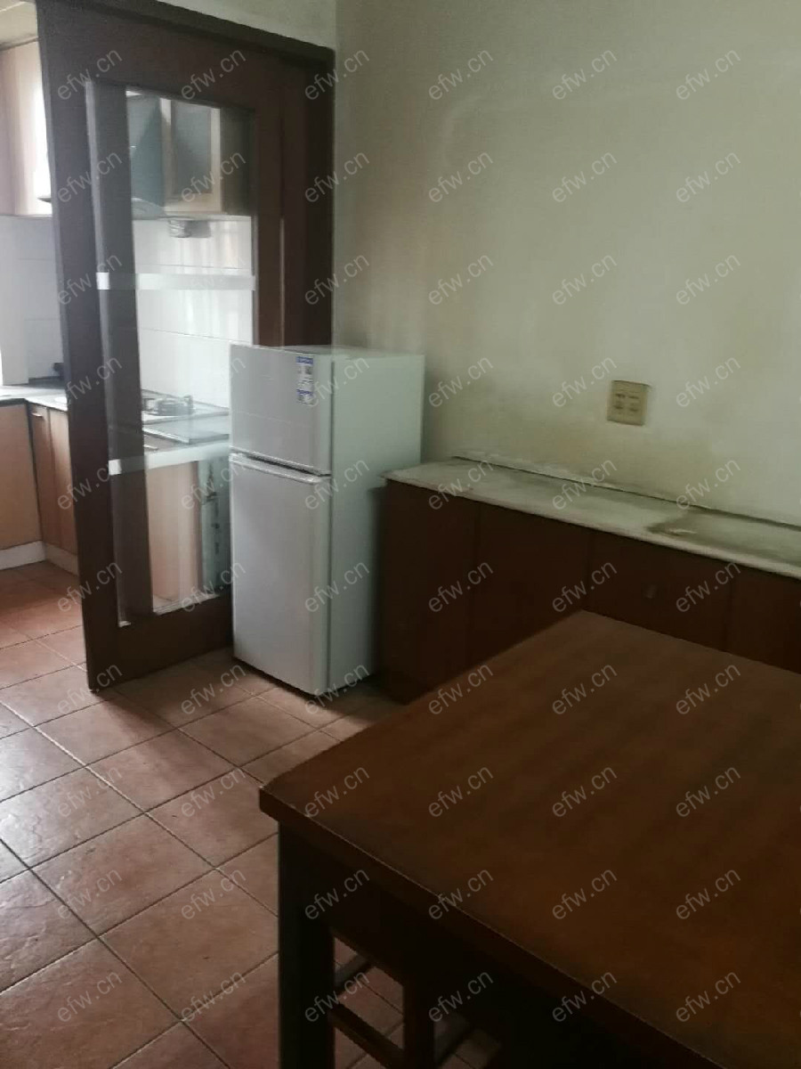 曹张新村 设施齐诚心出租
