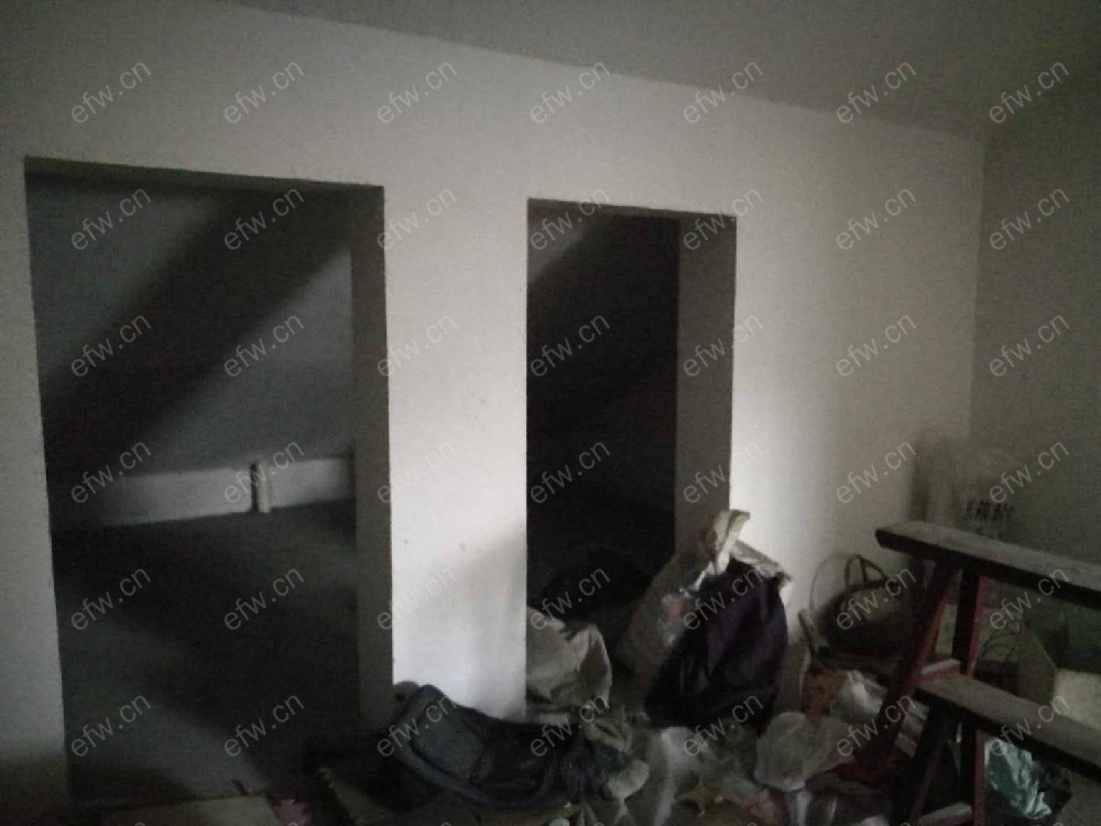 景丽东苑 3室2厅顶带阁