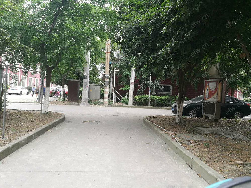 景丽东苑 3室2厅顶带阁