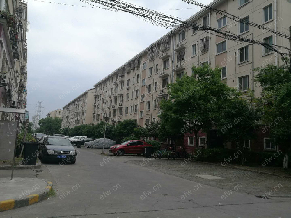 景丽东苑 3室2厅顶带阁