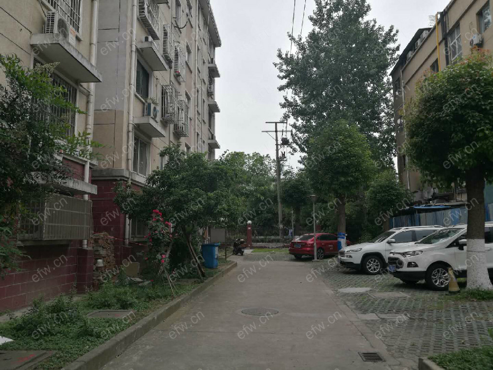 景丽东苑 3室2厅顶带阁