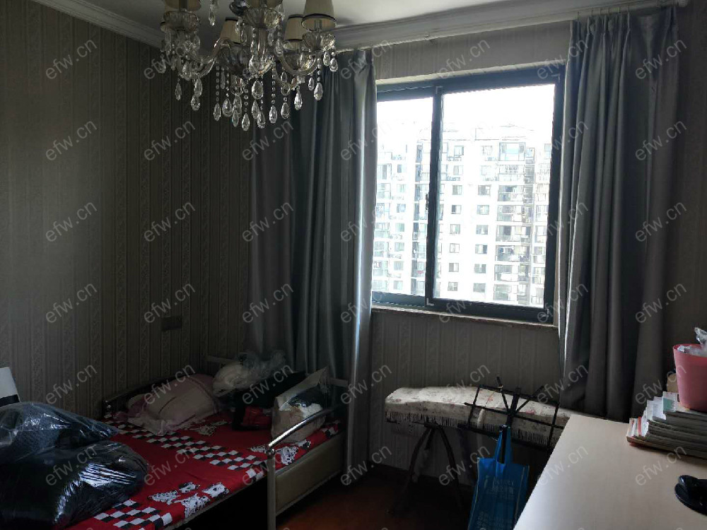 鑫龙家园      精装3室2厅
