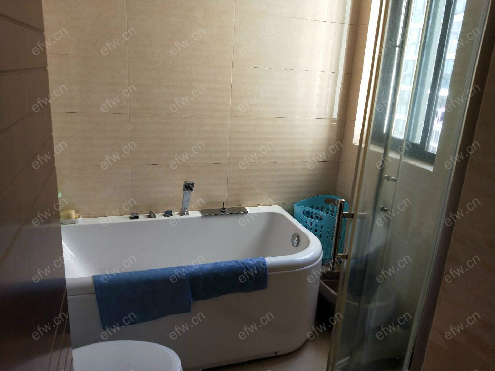 鑫龙家园      精装3室2厅