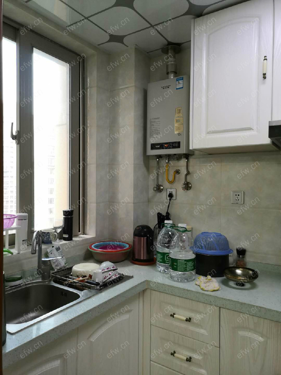 蔚蓝观邸 3室2厅2卫 166急售