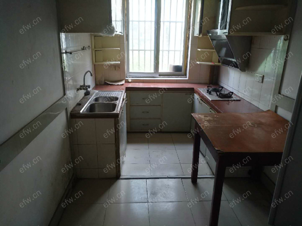上里东精装2室  随时看房 拎包入住