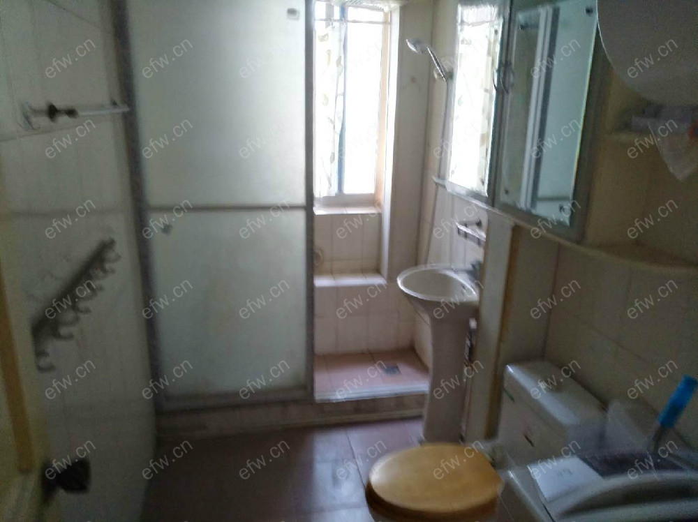 上里东精装2室  随时看房 拎包入住
