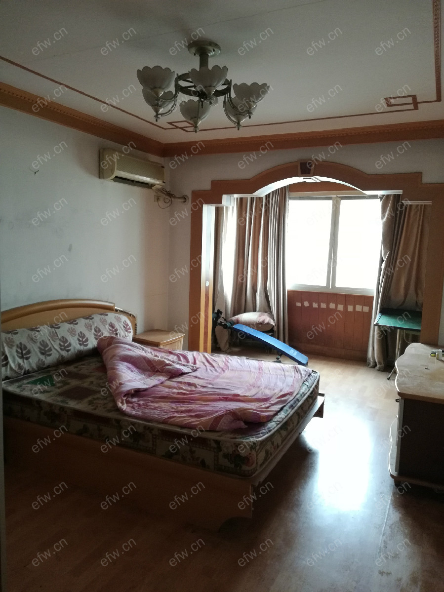 轻院小区 3室2厅