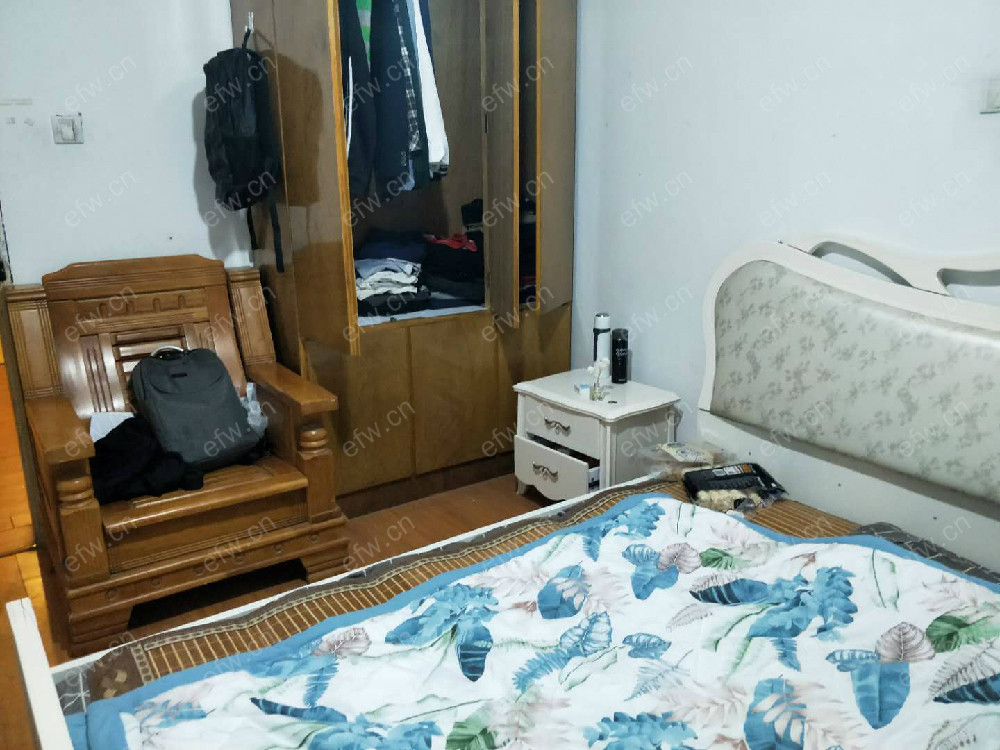 横街小区 3室1厅