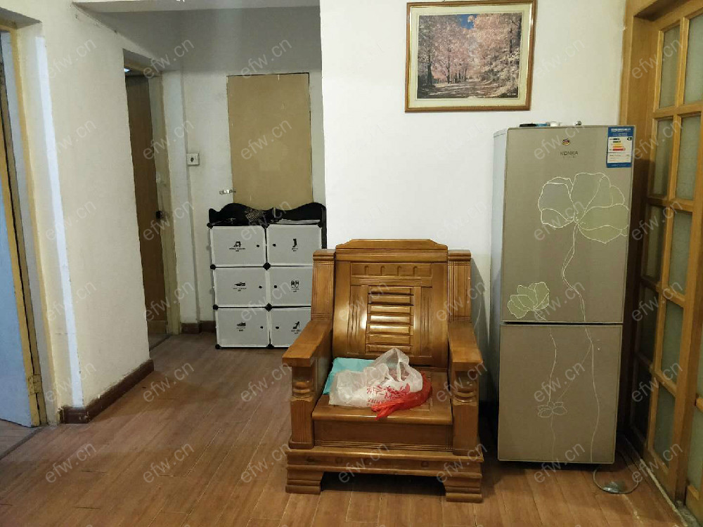 横街小区 3室1厅