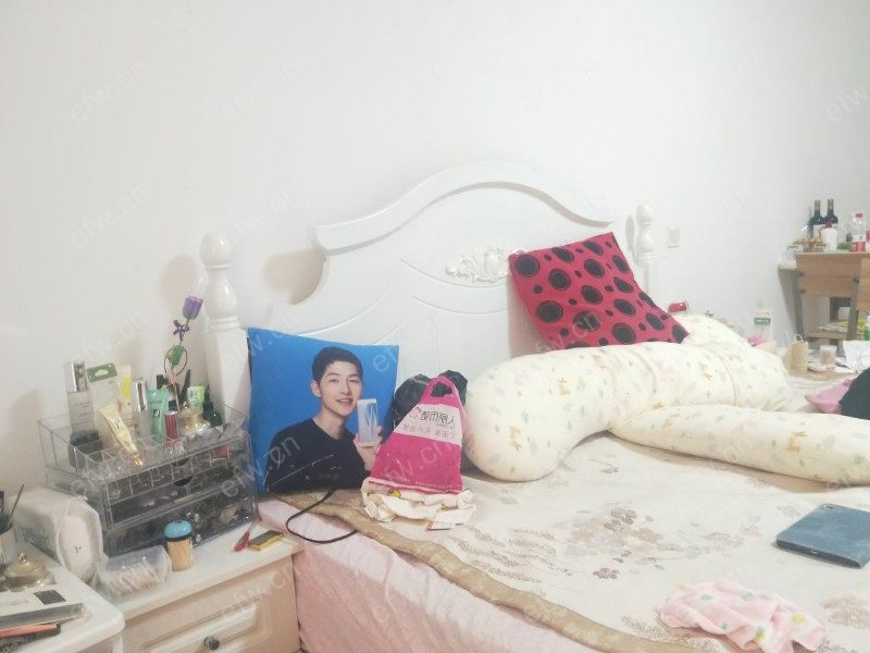 明发商业广场 1室1厅