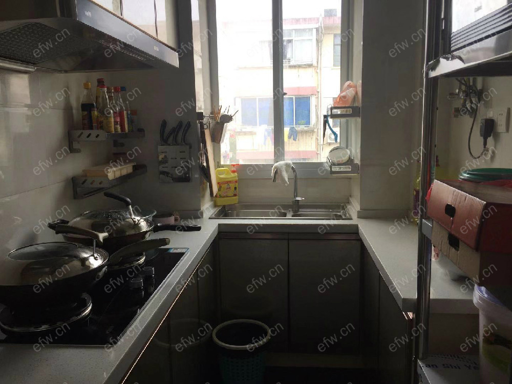 婚装全明东边户2房,五河新村 格局工整合理
