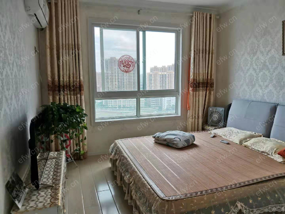 瑞星家园（西区40-168） 4室2厅